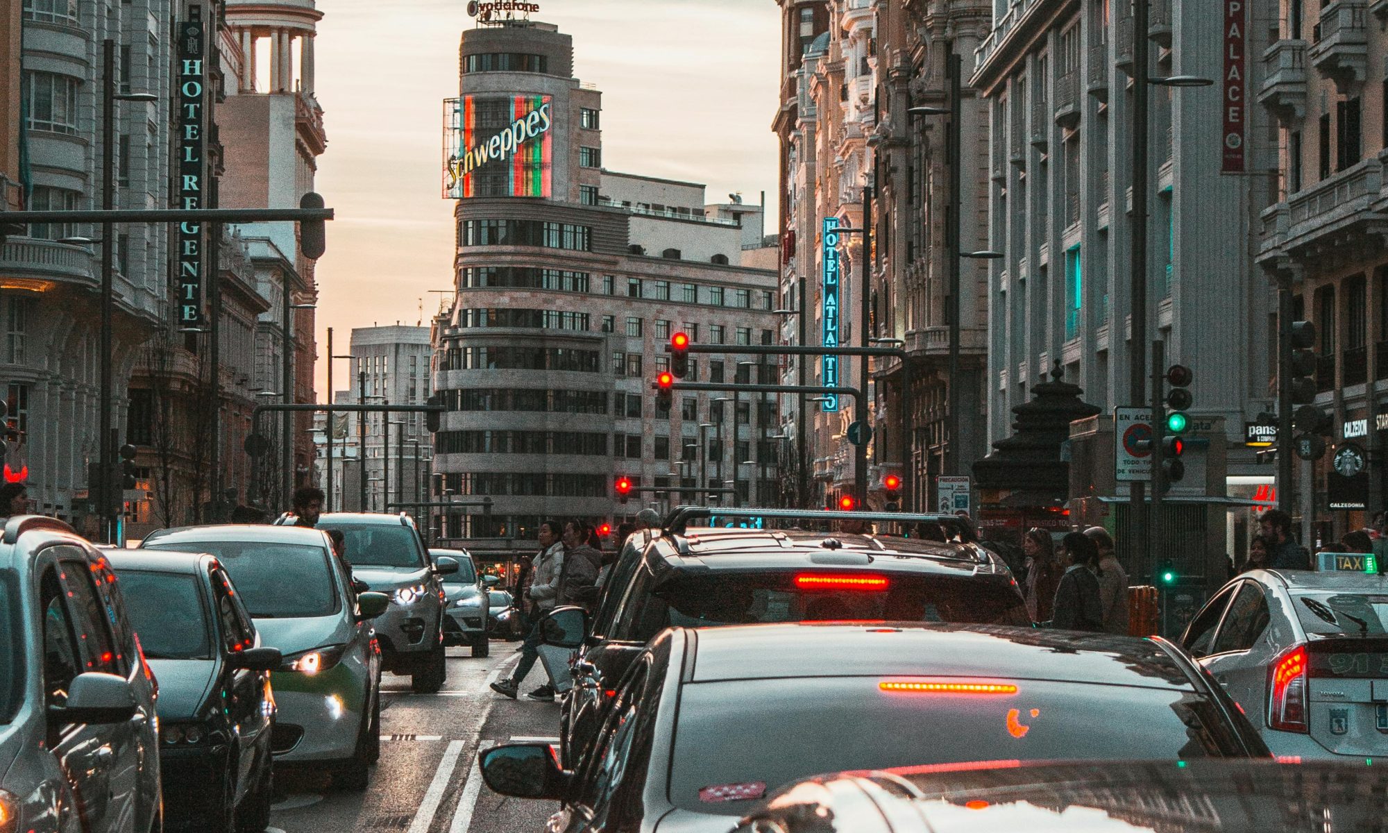 cuánto cobra gestoría transferencia coche Madrid